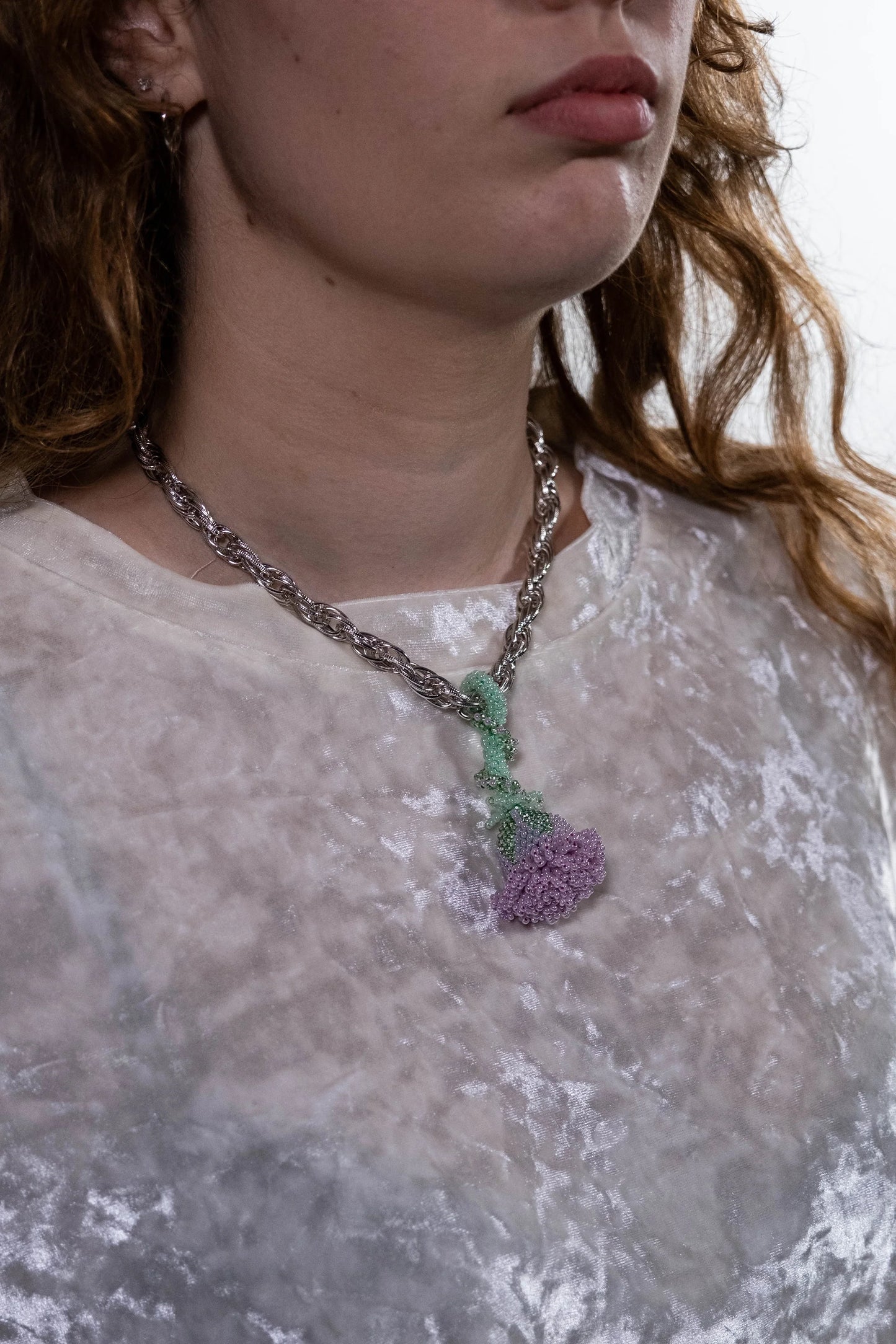 Curvy Tulip Necklace