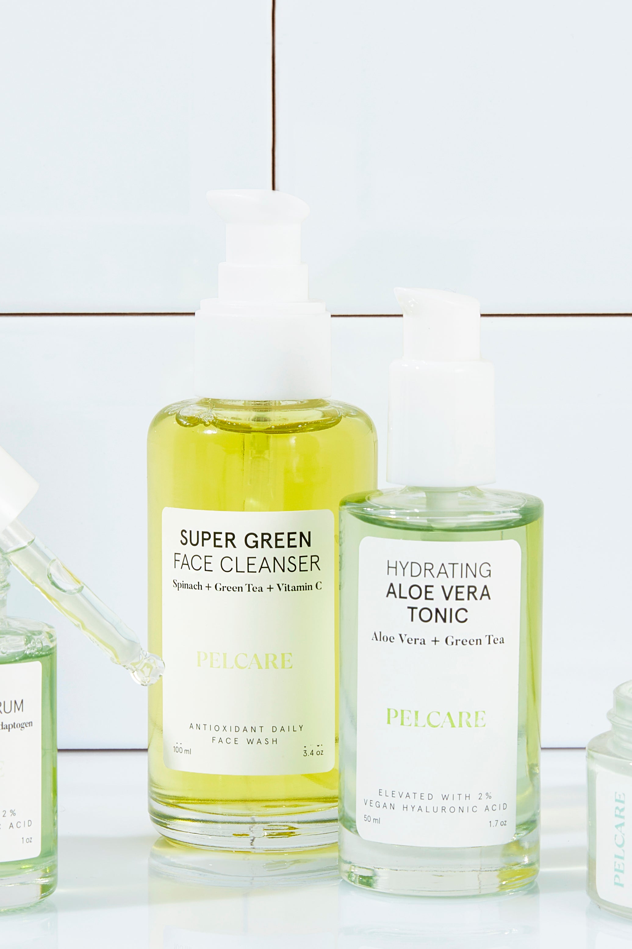 HYDRATING ALOE VERA TONIC - NEMLENDİRİCİ VEGAN HYALURONIC ACID İÇEREN NEMLENDİRİCİ TONİK