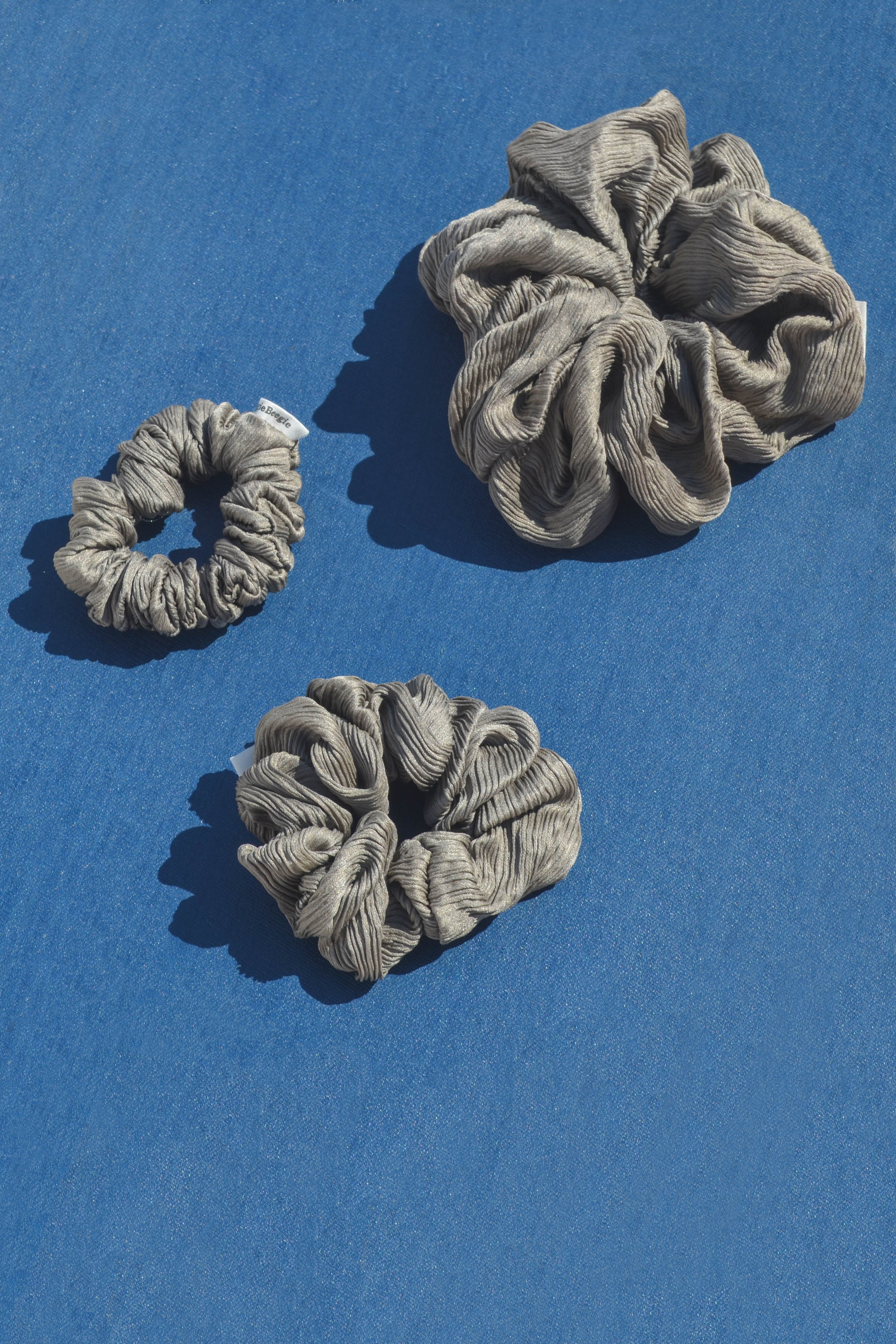 Grey Flow Silk Scrunchie