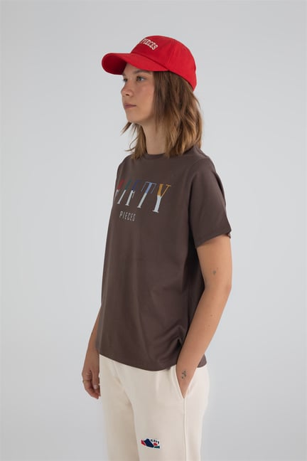 Women's Loose-Fit T-Shirt