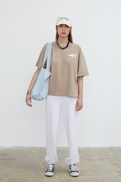 Kadın Boz Sırt Baskılı Yıkamalı Oversize T-shirt